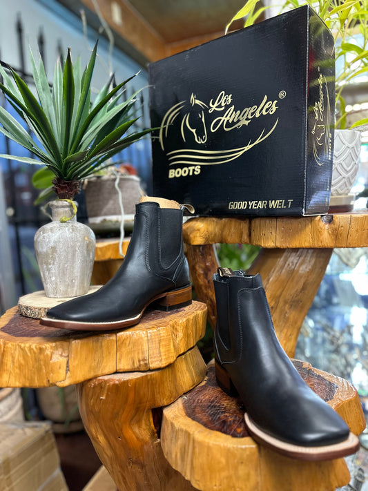 LOS ANGLES BLACK LEATHER SHORT BOOT (BOTÍN)