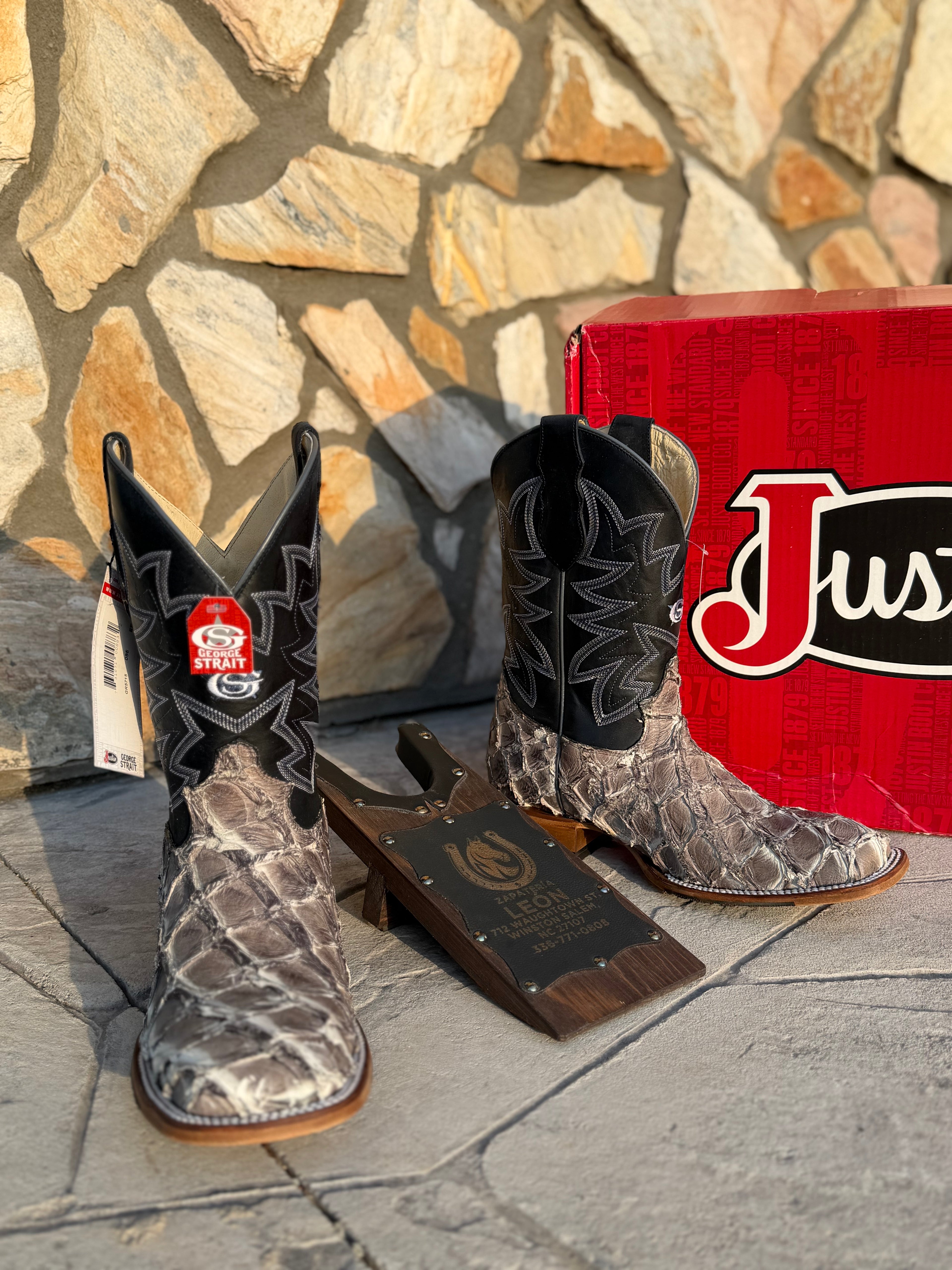 JUSTIN X GEORGE STRAIGHT PIRARUCU “ SLATE “ COWBOY BOOTS GR5715