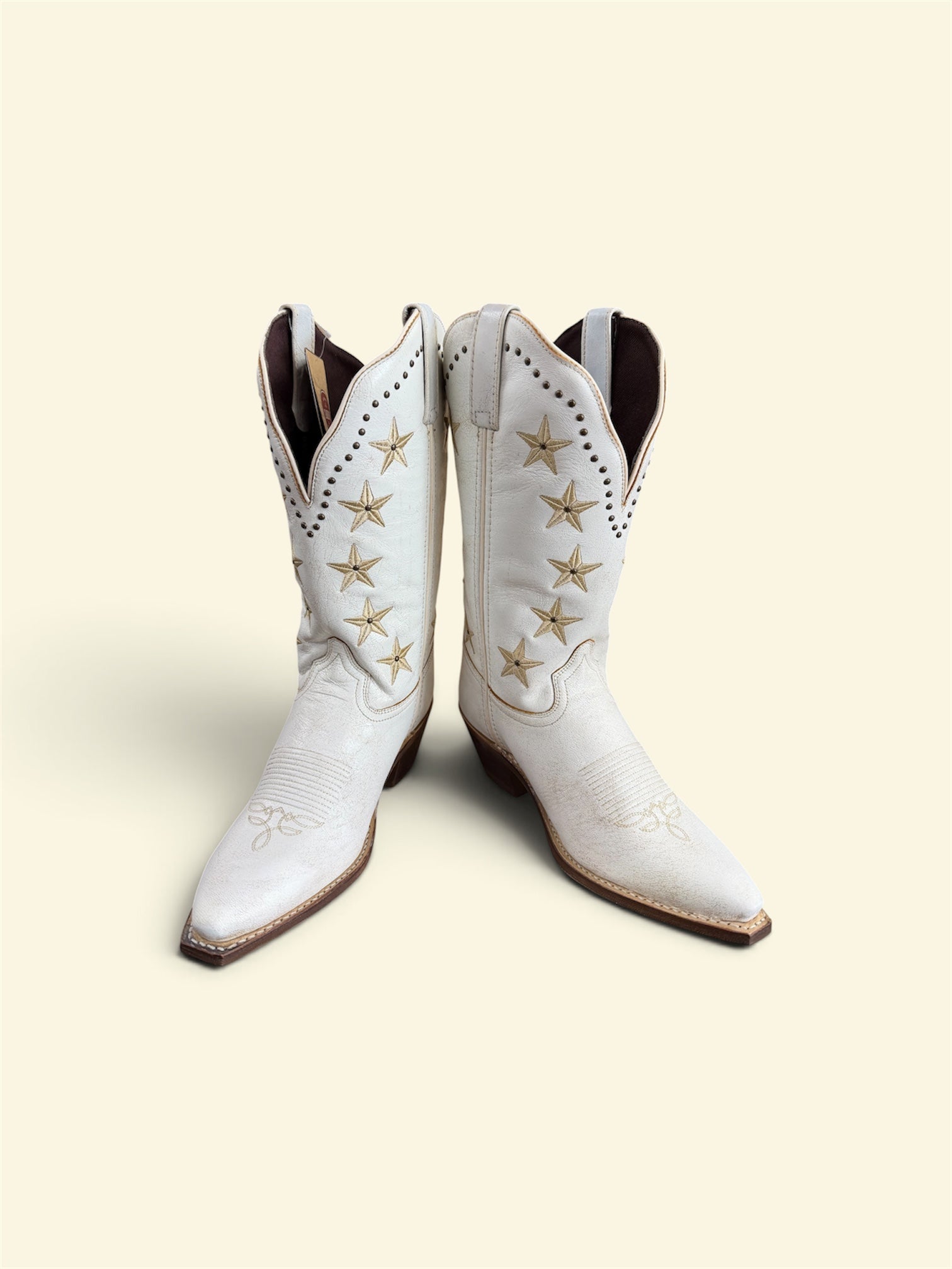 LAREDO - SERENADE WHITE WOMENS SNIP TOE BOOT 20091