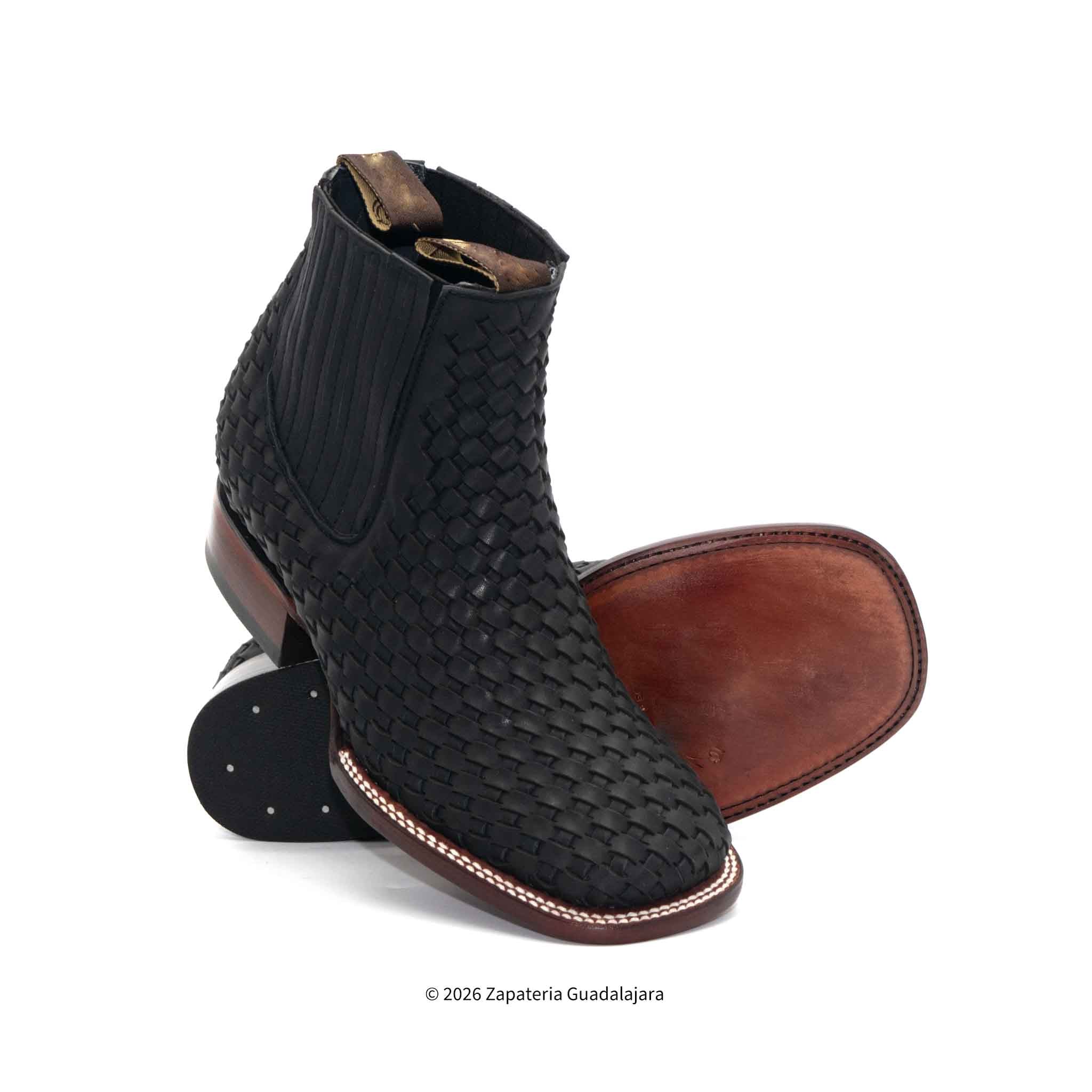 Petatillo Black Wide Square Toe Leather Boot